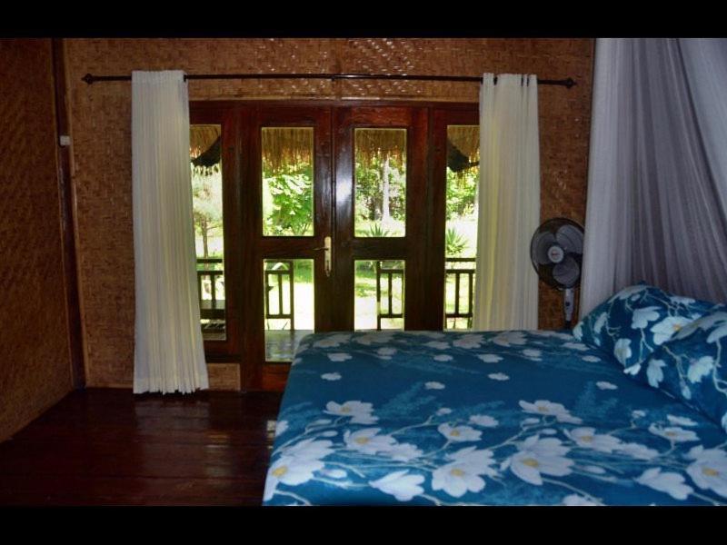 Amigos Bungalows Gili Meno Exterior photo