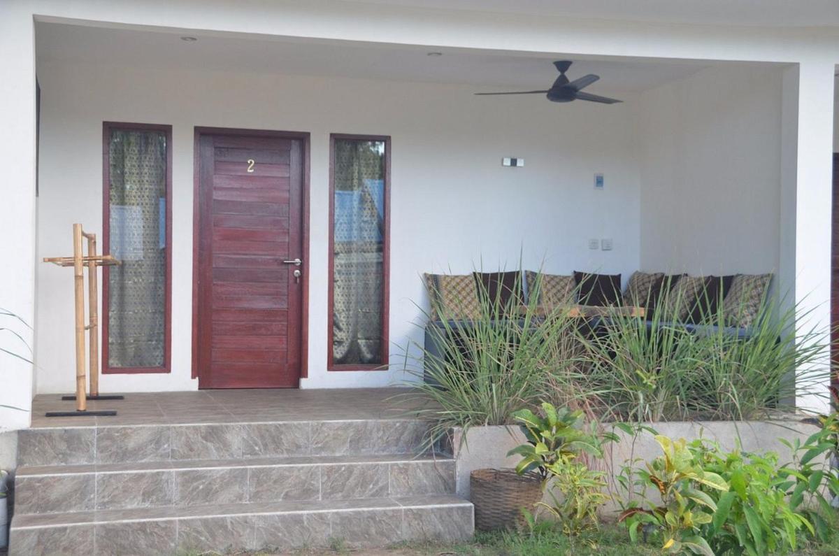 Amigos Bungalows Gili Meno Exterior photo
